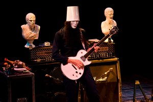 Buckethead-Gibson