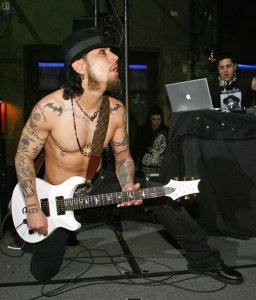 Dave Navarro